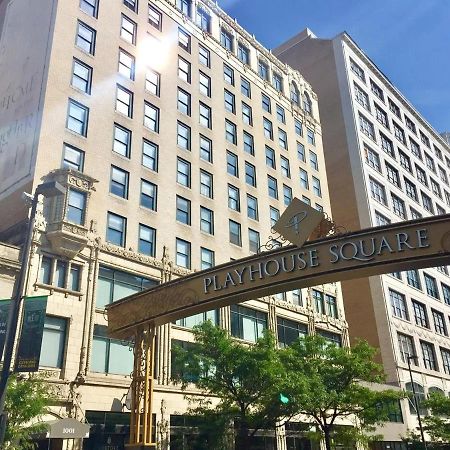 Frontdesk Huron Square Apts Downtown Cleveland Extérieur photo